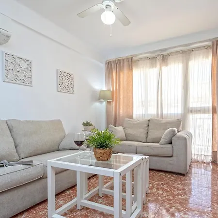 City Center And Next To The Beach 3 Bedrooms * Malaga