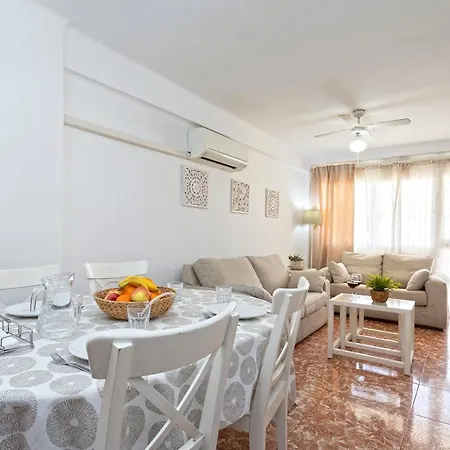 City Center And Next To The Beach 3 Bedrooms Malaga