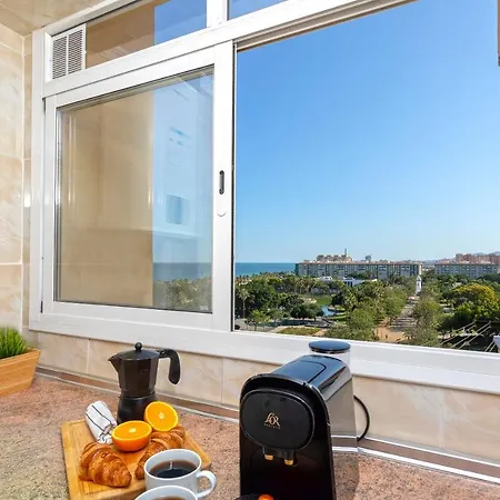 City Center And Next To The Beach 3 Bedrooms