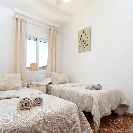 City Center And Next To The Beach 3 Bedrooms Malaga