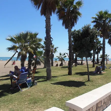 City Center And Next To The Beach 3 Bedrooms *