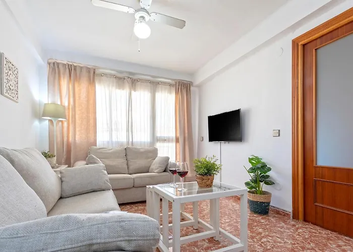 City Center And Next To The Beach 3 Bedrooms Malaga