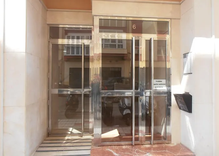 City Center And Next To The Beach 3 Bedrooms Apartment