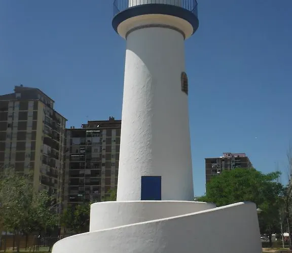 Apartment City Center And Next To The Beach 3 Bedrooms *