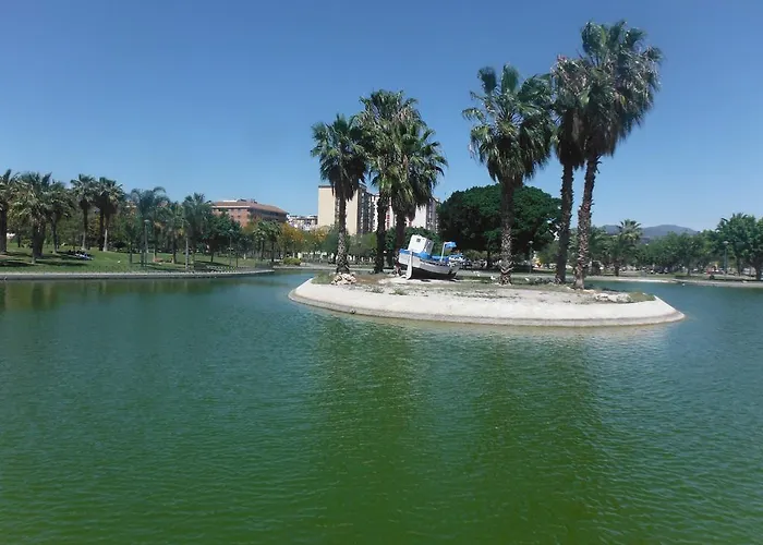 City Center And Next To The Beach 3 Bedrooms Apartment *